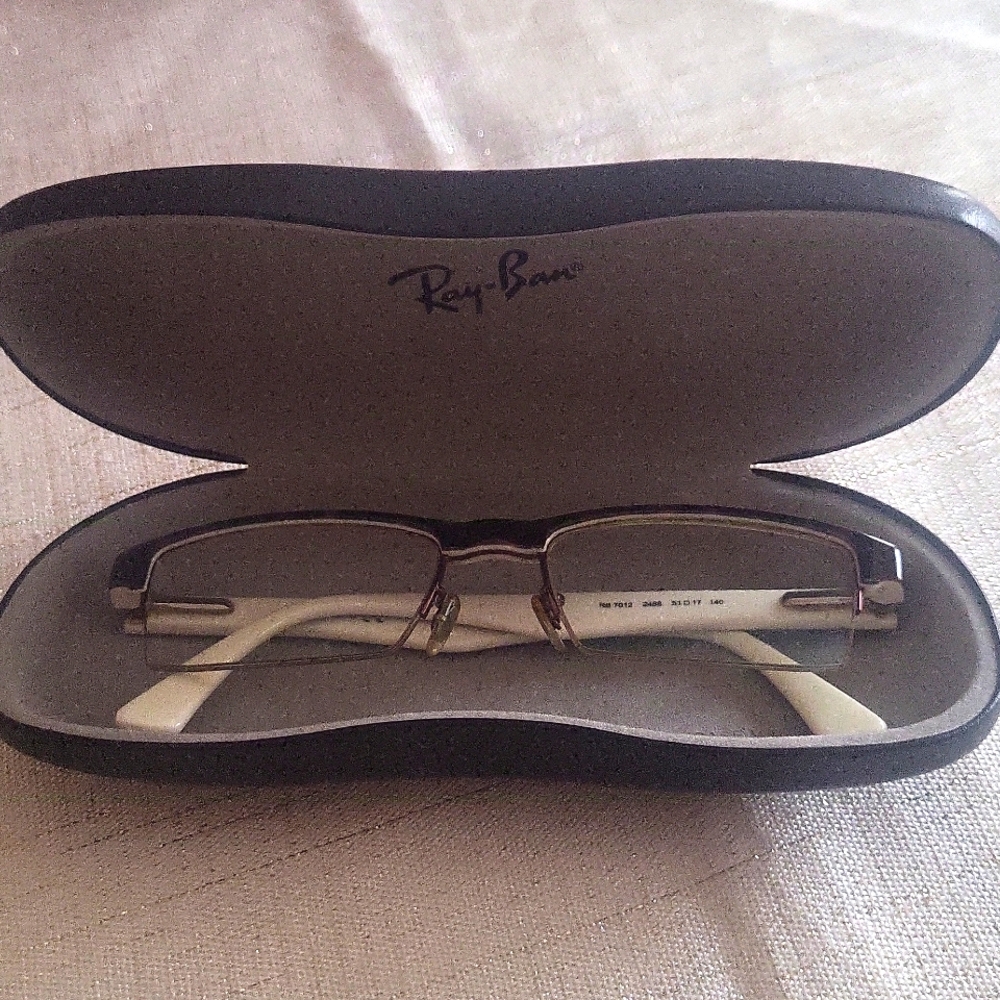 Ray-Ban Tortiose RB 7012 2488, 51-17-140 Eyeglasses with Case - Picture 2 of 7